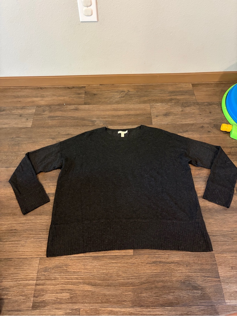 Eileen Fisher Women’s Charcoal Grey Boxy Minimalist Sweater Size Small